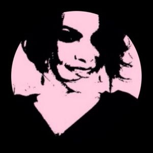 Meet your Posher, Household